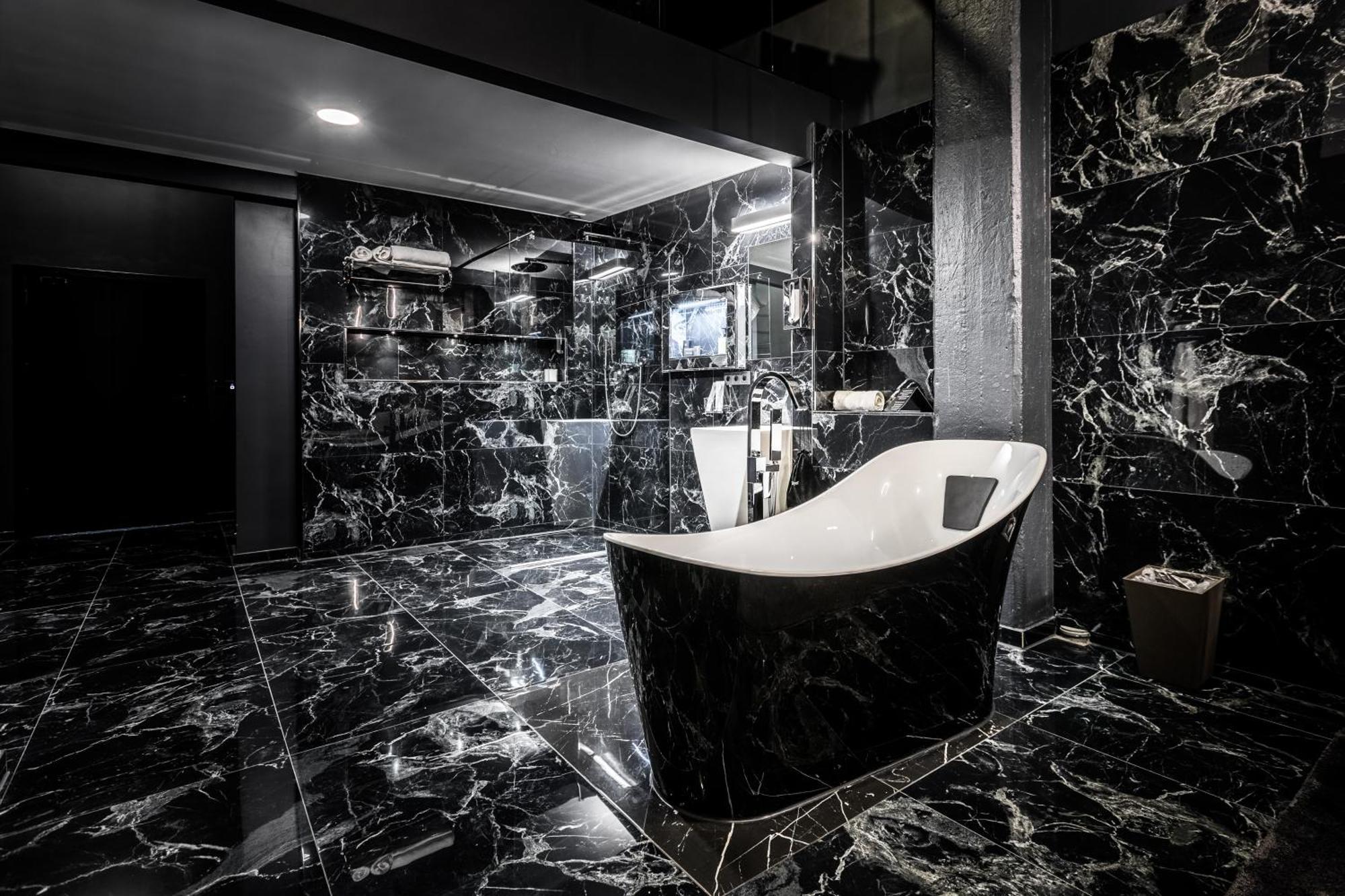 Black Hotels Koeln Екстериор снимка