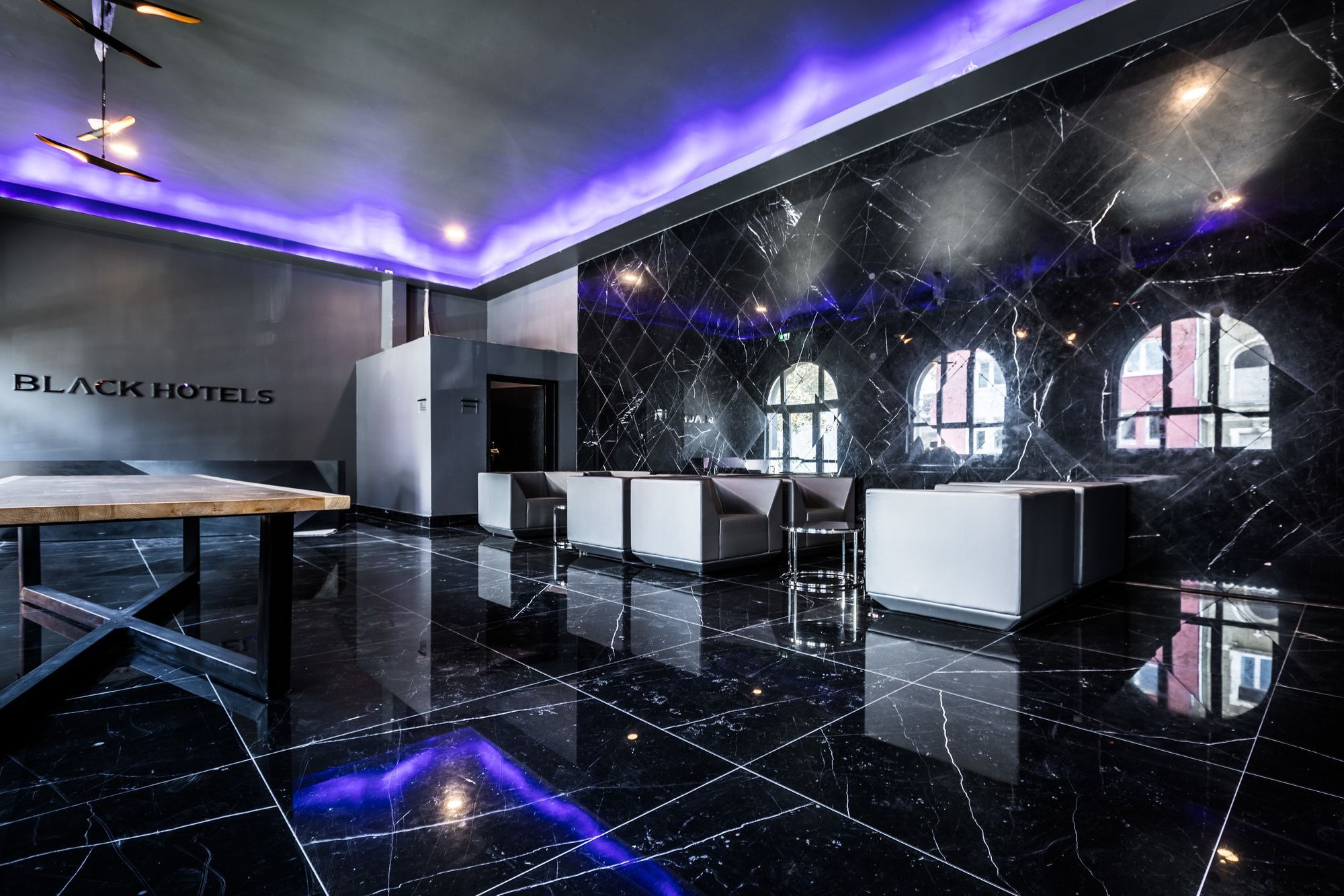 Black Hotels Koeln Екстериор снимка